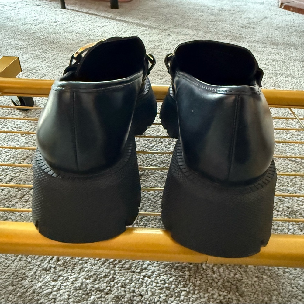 New Zara Chunky Loafers with Gold Chain Size 36 - Picture 6 of 8